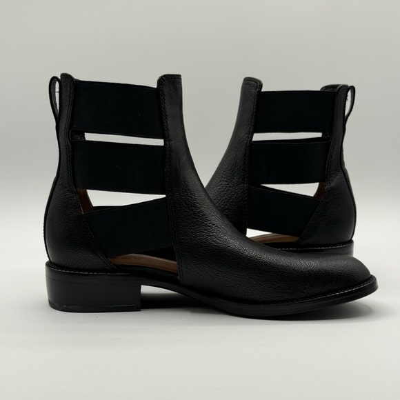 Via Spiga Birna Cutout Double Buckle Black Leather Boots Size 5.5M - Picture 13 of 16